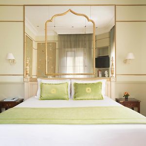 Kamer met een King Size Bed